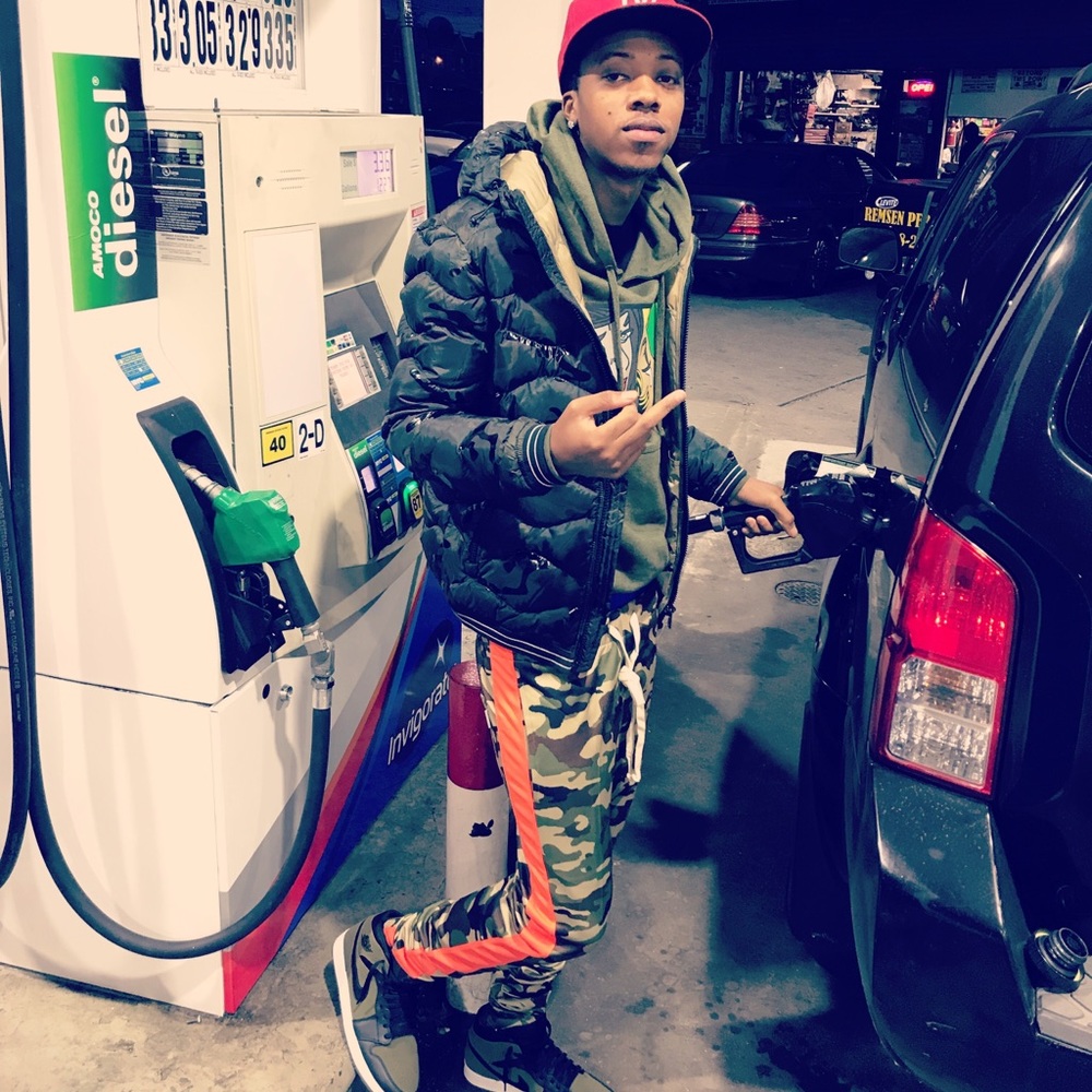 Meet your Posher, Domo